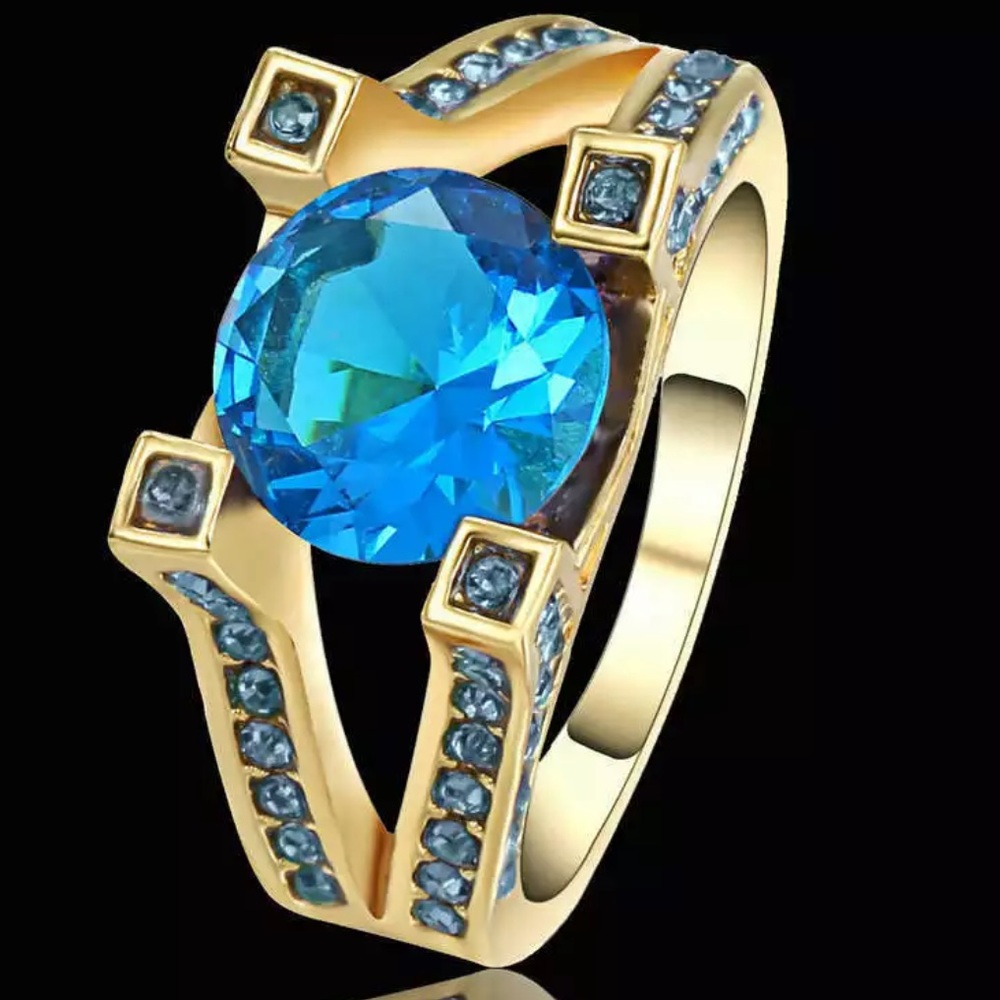 Sky-blue Aquamarine x Gold Ring